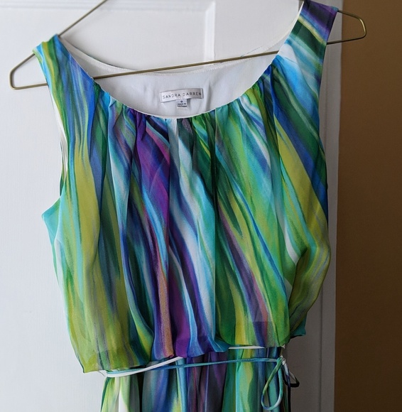 Colorful flowy dress - Picture 2 of 4